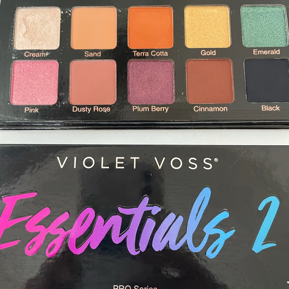 Violet Voss eyeshadow bundle - Picture 4 of 4